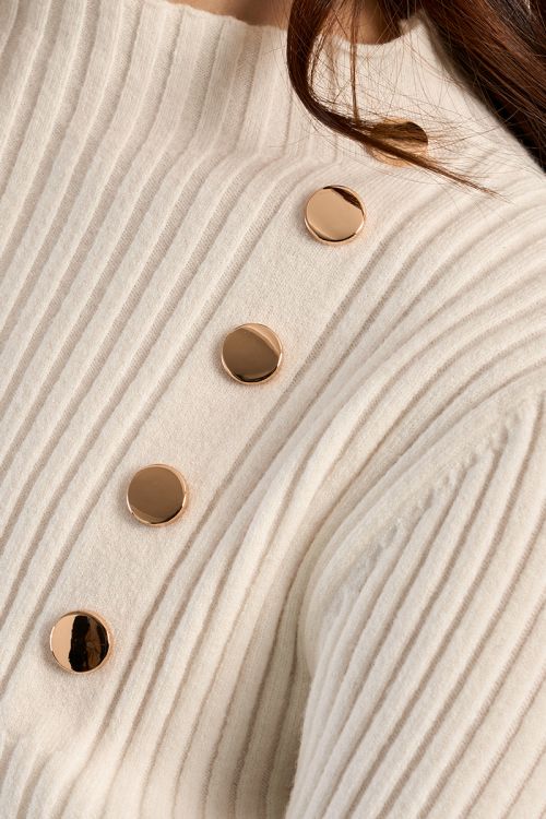 Ribbed knit sweater with gold buttons