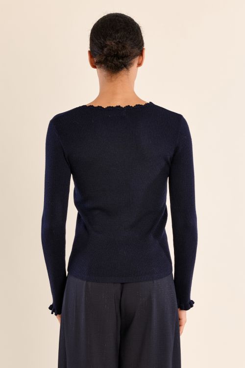 Ribbed knit sweater, lace collar