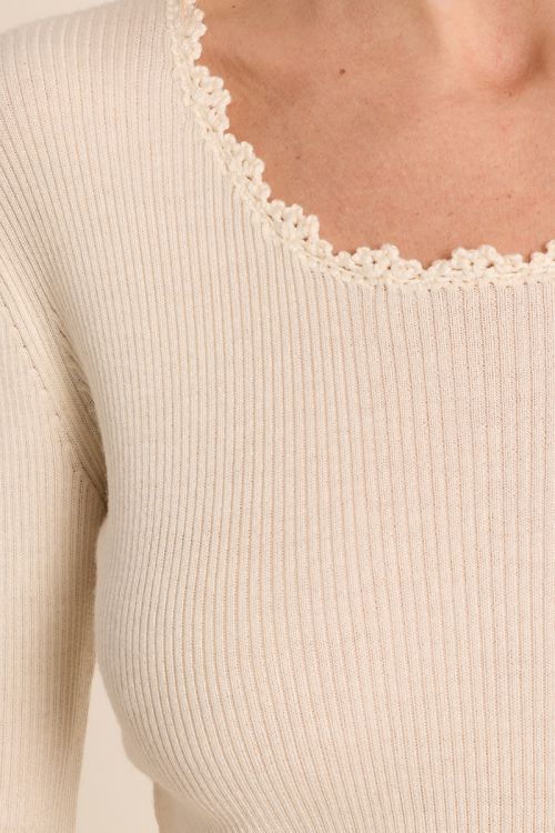 Ribbed knit sweater, lace collar